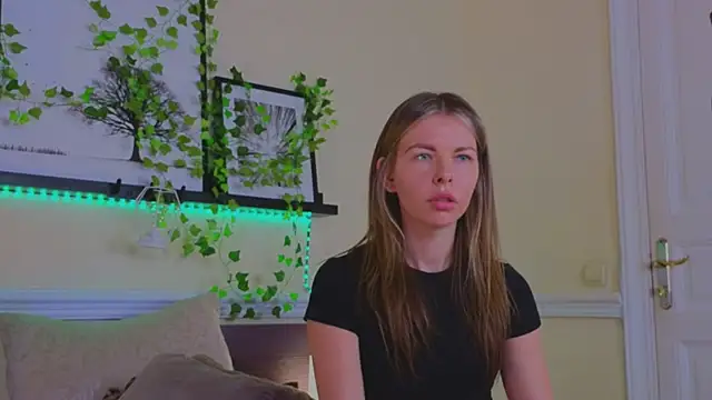 Real Tini online show from 03.14.25