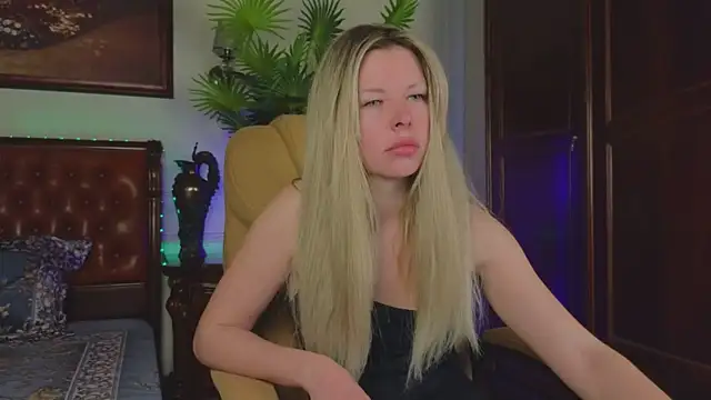 Real Tini online show from 04.16.26