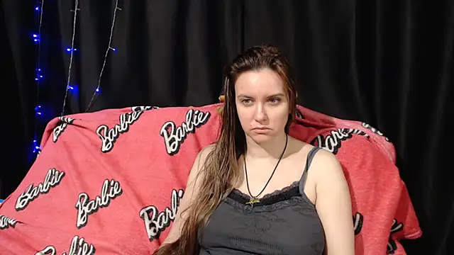 Snapshot of Milana69 chatting on 06.17.26 Milana69 online show from 06.17.26
