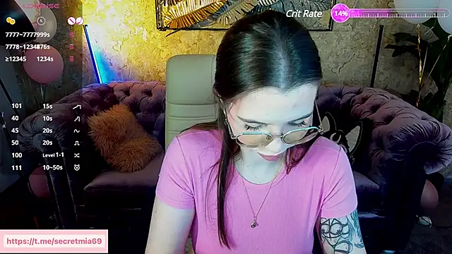 Snapshot of SecretDesireMe chatting on 02.20.25 SecretDesireMe online show from 02.20.25