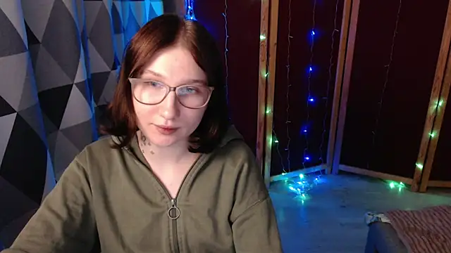 Emma and Tyller online show from 12.11.24