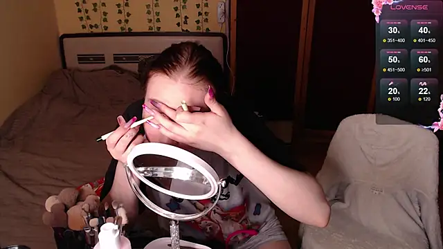 Emma and Tyller online show from 03.05.25