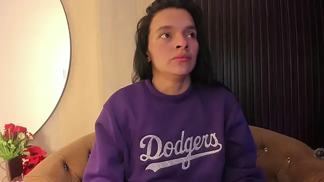  shantal smith online show from 04.08.26