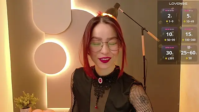 rosse 98  online show from 10.17.25