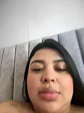 Snapshot of Emily_cooper20 chatting on 09.28.25 Emily cooper20 online show from 09.28.25