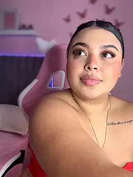 Emily cooper20 online show from 12.05.25