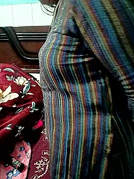 Snapshot of reemacouple007 chatting on 01.15.26 reemacouple007 online show from 01.15.26