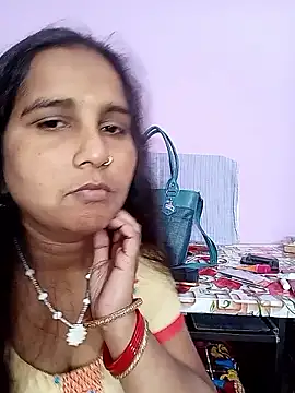 Snapshot of reemacouple007 chatting on 02.19.26 reemacouple007 online show from 02.19.26