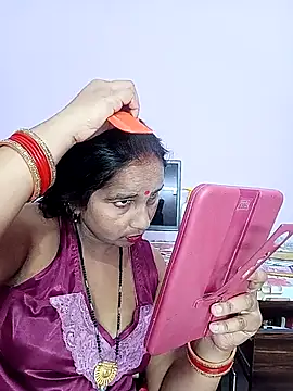 Snapshot of reemacouple007 chatting on 02.22.26 reemacouple007 online show from 02.22.26