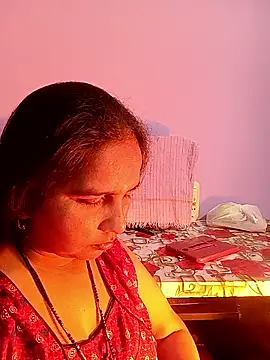 Snapshot of reemacouple007 chatting on 02.26.26 reemacouple007 online show from 02.26.26