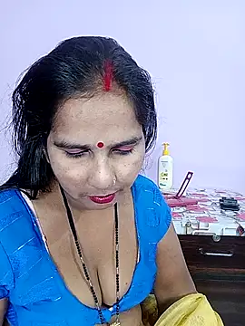 Snapshot of reemacouple007 chatting on 03.11.26 reemacouple007 online show from 03.11.26