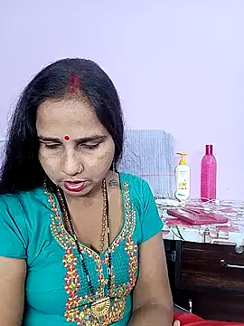 Snapshot of reemacouple007 chatting on 03.21.26 reemacouple007 online show from 03.21.26