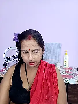 Snapshot of reemacouple007 chatting on 03.29.26 reemacouple007 online show from 03.29.26