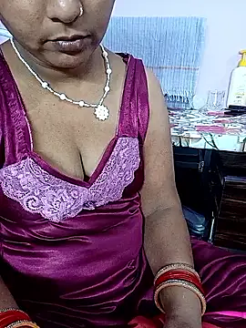 Snapshot of reemacouple007 chatting on 04.04.26 reemacouple007 online show from 04.04.26