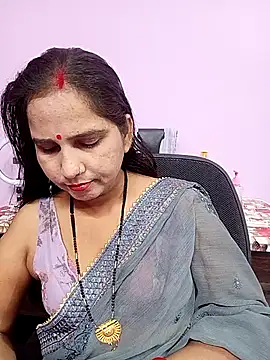 Snapshot of reemacouple007 chatting on 04.16.26 reemacouple007 online show from 04.16.26