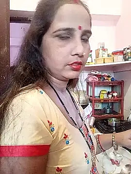 reemacouple007 online show from 05.05.26