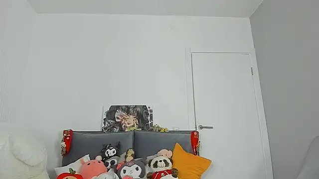 Snapshot of dolly_ll chatting on 02.07.25 dolly ll online show from 02.07.25