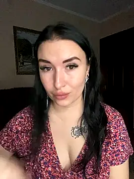 Roxana Bell online show from 12.02.25