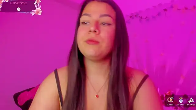 little tifanny82 online show from 04.17.26