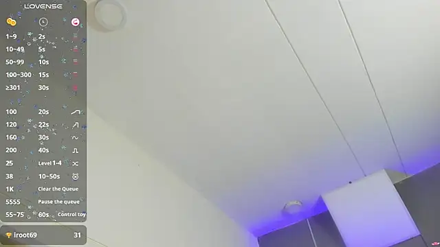 Snapshot of liily_moore chatting on 12.18.24 liily moore online show from 12.18.24