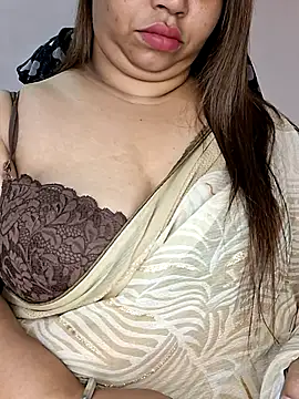 Ravina patil1 online show from 12.18.25