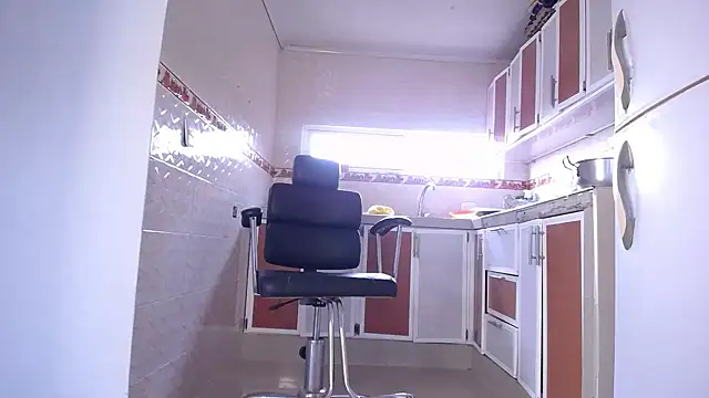 Snapshot of TysonWalkers chatting on 01.14.25 TysonWalkers online show from 01.14.25