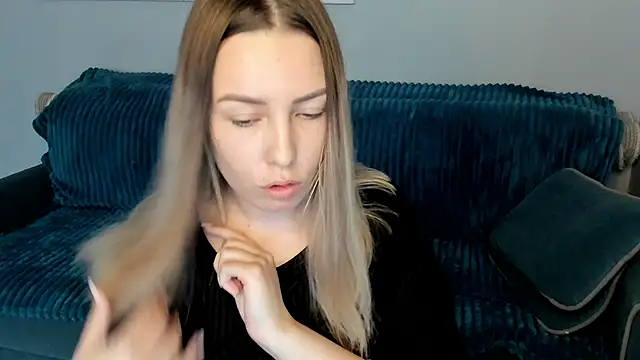 Mia shy1 online show from 01.24.25