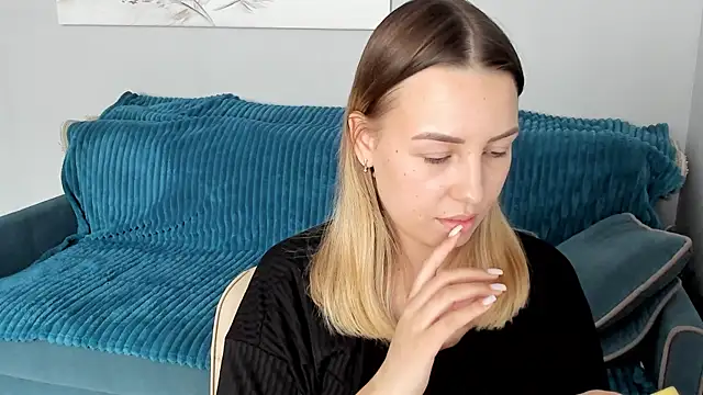 Mia shy1 online show from 01.25.25