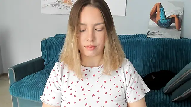 Mia shy1 online show from 02.26.25