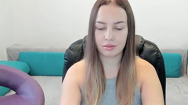 Mia shy1 online show from 01.15.26