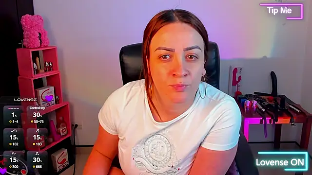 sara goodgirl13 online show from 02.21.25