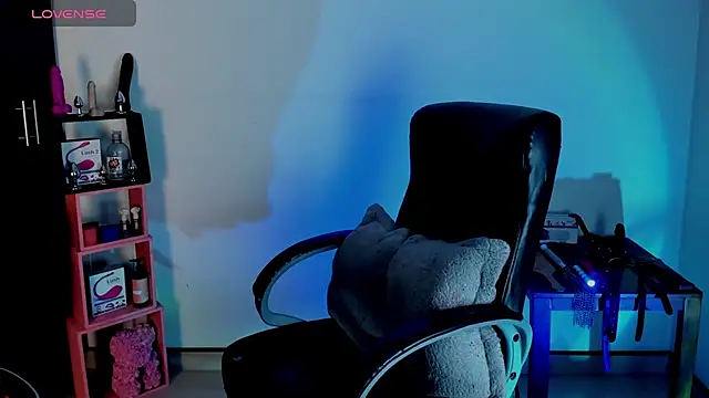 sara goodgirl13 online show from 09.10.25