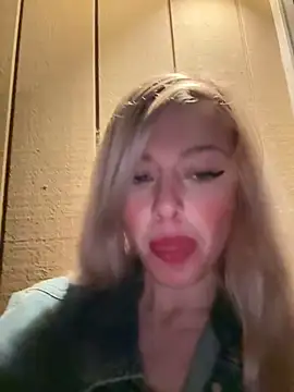 propertyofdaddy online show from 10.08.25