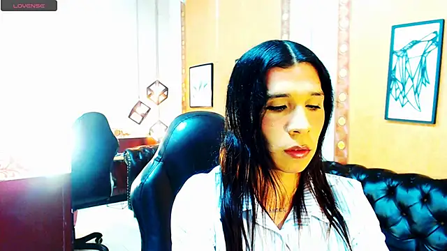 Snapshot of SaraSofia44 chatting on 09.15.25 SaraSofia44 online show from 09.15.25