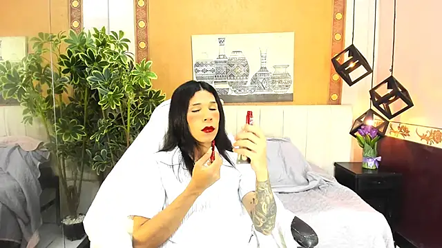 Snapshot of SaraSofia44 chatting on 04.11.26 SaraSofia44 online show from 04.11.26