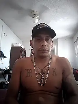 Snapshot of Alebir1329 chatting on 03.12.26 Alebir1329 online show from 03.12.26