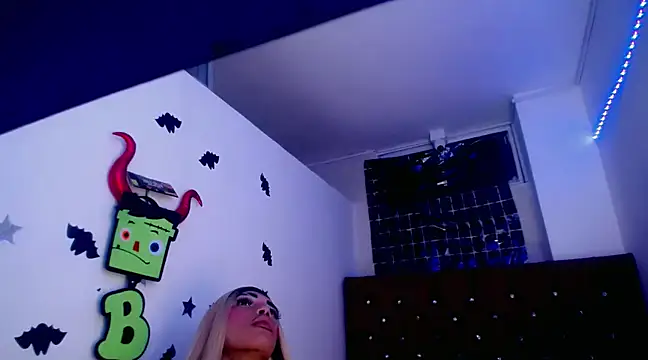 Snapshot of angelinebigcock chatting on 01.24.25 angelinebigcock online show from 01.24.25