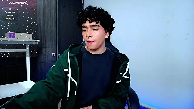  nickconnor01 online show from 01.25.25