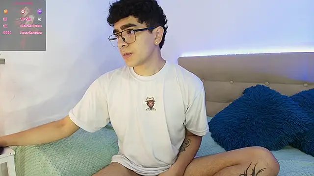  nickconnor01 online show from 11.24.25