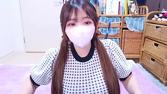 Megu Melon online show from 10.08.25