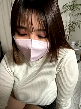 Megu Melon online show from 12.17.25