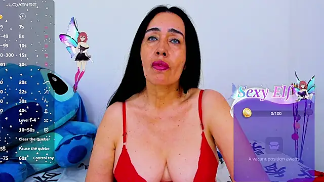 Snapshot of HorniestMilf chatting on 05.09.26 HorniestMilf online show from 05.09.26