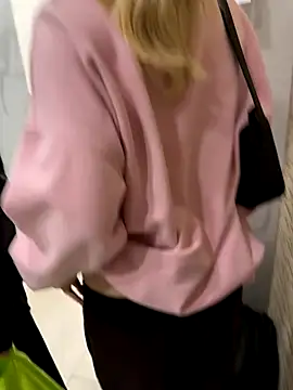 TwixCouple online show from 10.24.25