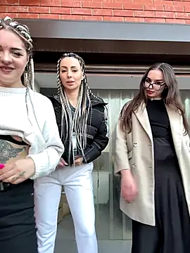 TwixCouple online show from 11.06.25