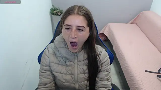 valerie diaz1 online show from 12.22.25