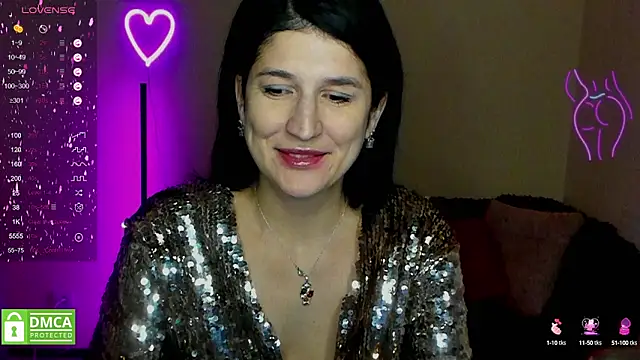 Snapshot of Alianna_Solo_Kisses chatting on 02.19.25 Alianna Solo Kisses online show from 02.19.25