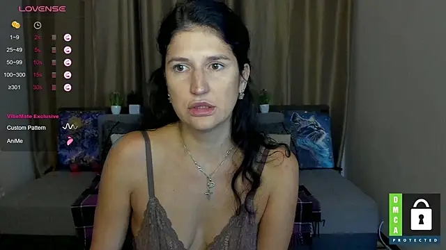 Snapshot of Alianna_Solo_Kisses chatting on 09.26.25 Alianna Solo Kisses online show from 09.26.25