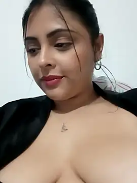 Snapshot of MelannyBell chatting on 02.06.25 MelannyBell online show from 02.06.25