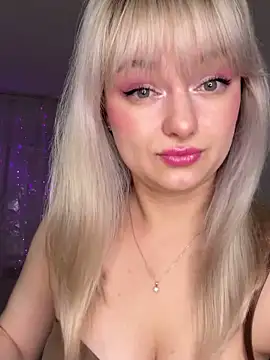 Blonde20 online show from 10.17.25