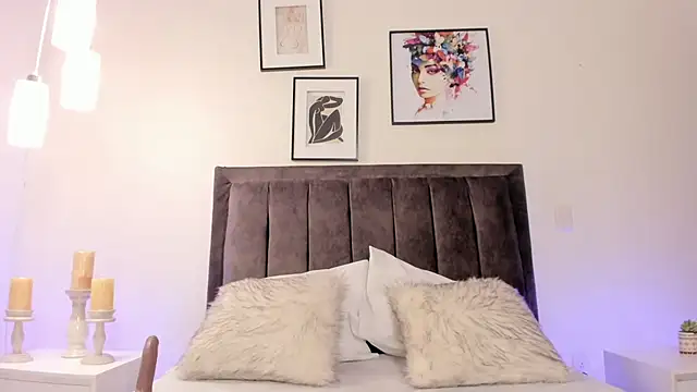 helen mooree online show from 03.14.25